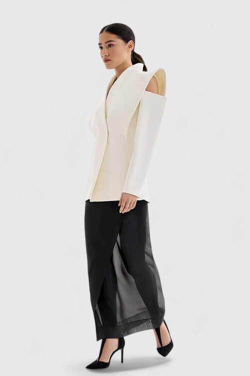 Women’s Black Blazer Tailored Elegant Design 1