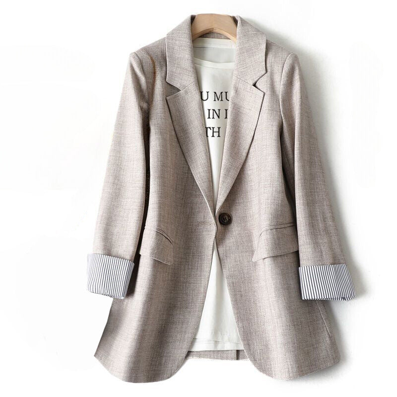 Women’s Black Blazer Tailored Elegant Design for Modern Style 0