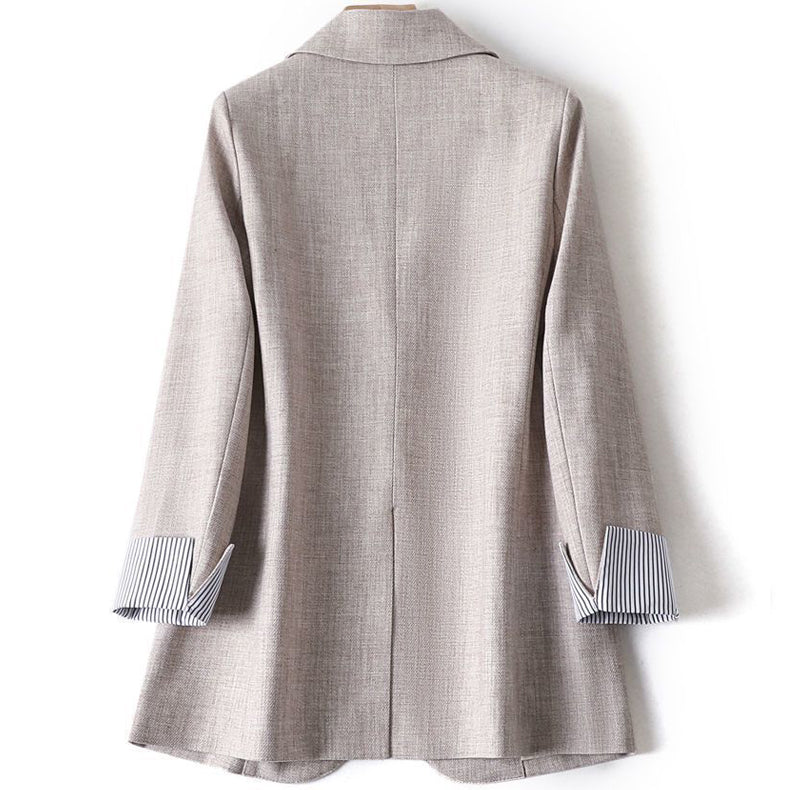Women’s Black Blazer Tailored Elegant Design for Modern Style 3