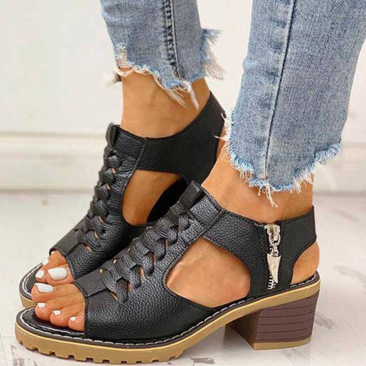 Women’s Block Heel Sandals Lace-Up Ankle Strap Open Toe 1