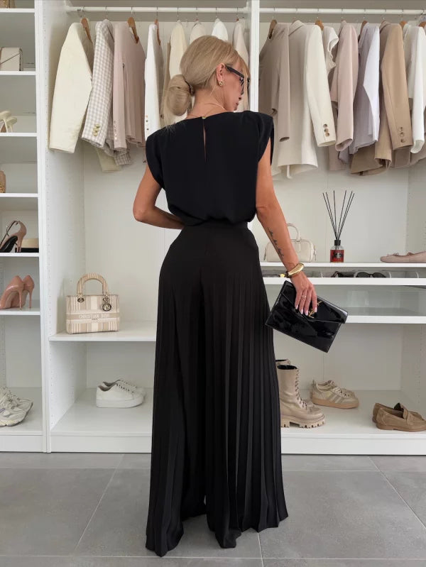 Women’s Chic Set Pleated Trousers and Top for Elegant Style 1