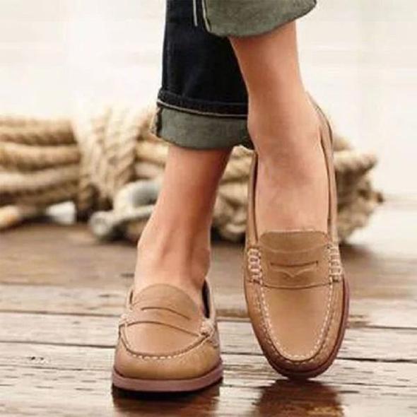 Women’s Classic Penny Loafers Timeless Style and Comfort 1