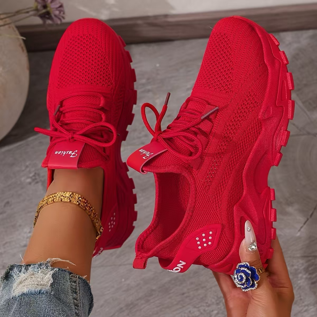 Women’s Comfortable Sneakers Wide Toe Design for Everyday Wear 3
