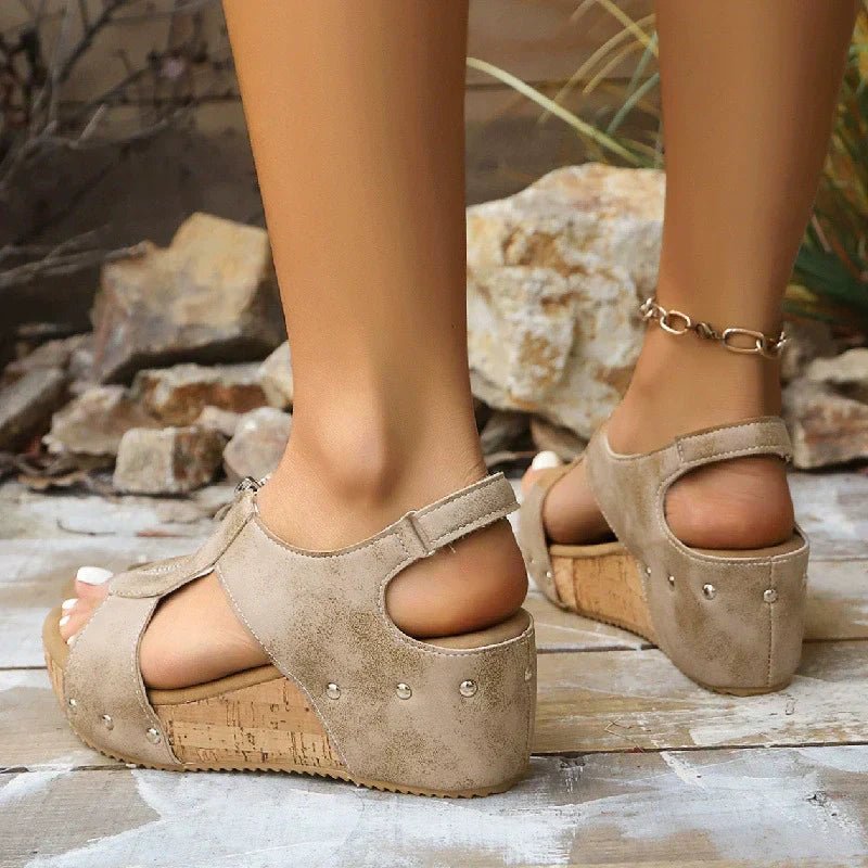 Women’s Cork Wedge Sandals Stylish Zip-Front Design 4
