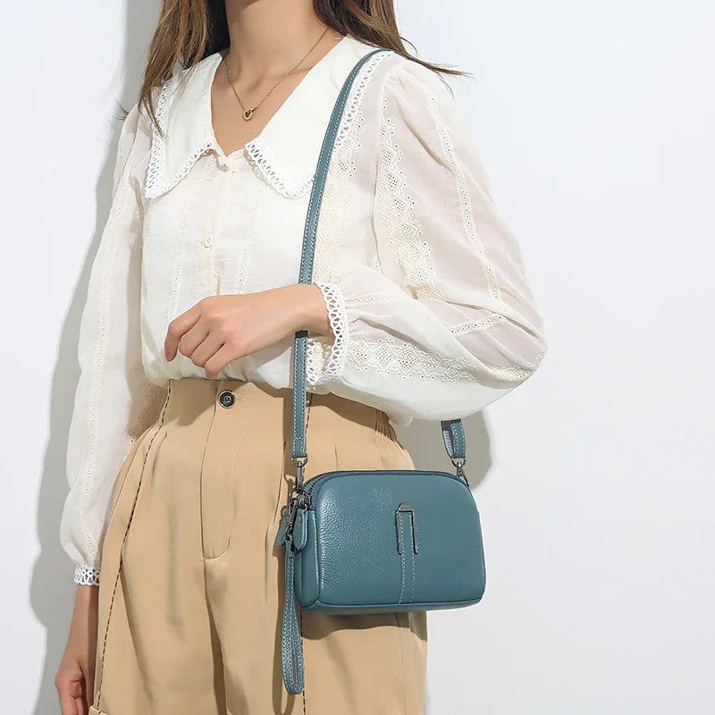 Women’s Elegant Crossbody Bag Chic Versatile Design 6