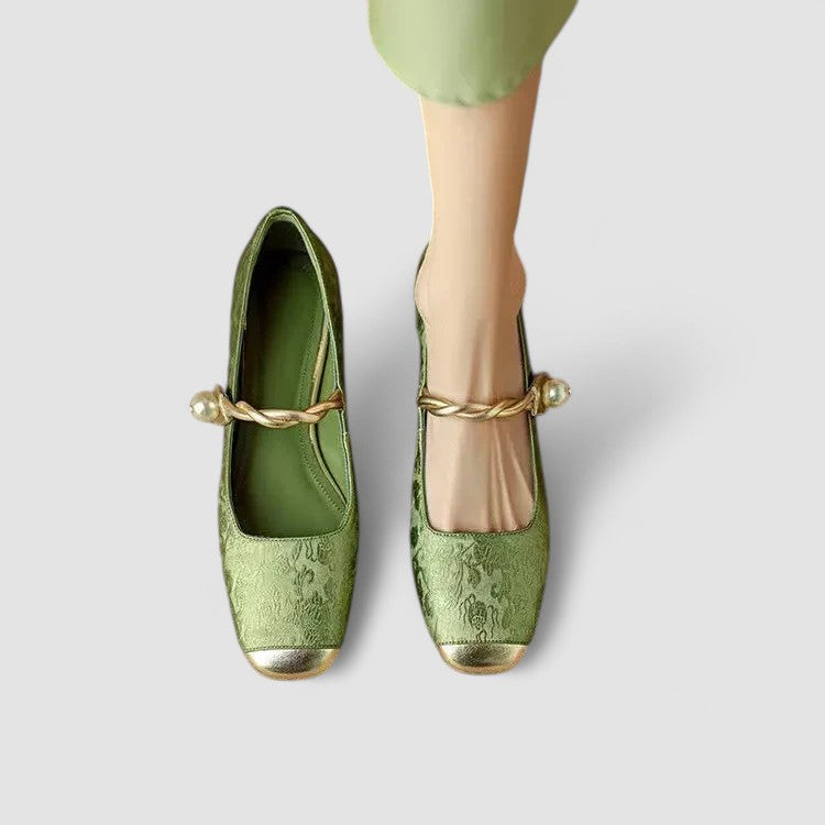 Women’s Elegant Mary Jane Shoes Vintage Style with Low Block Heel 2