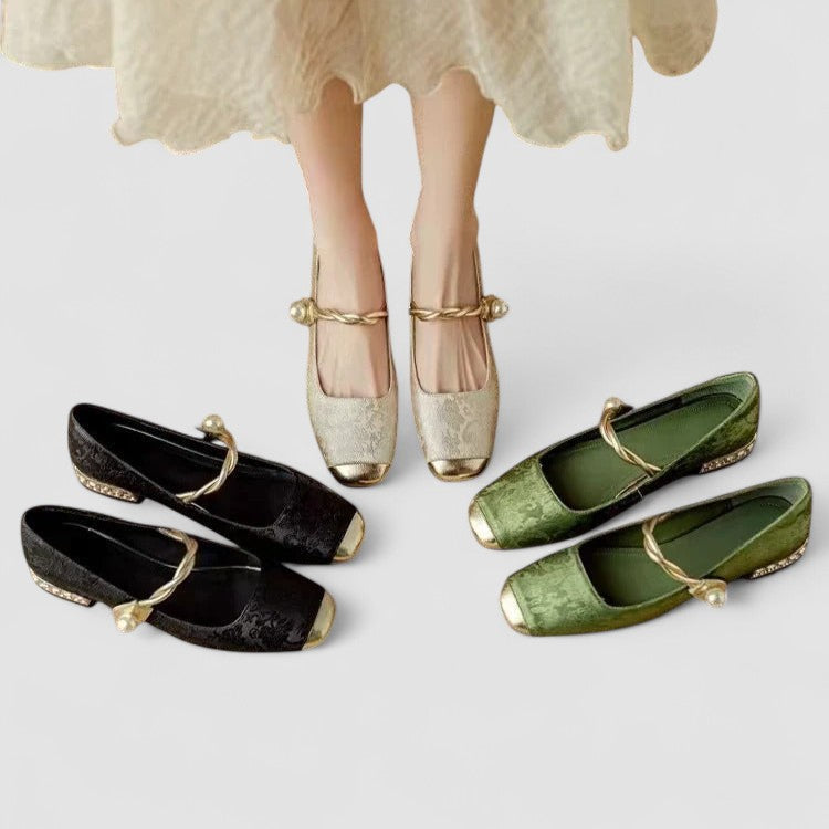 Women’s Elegant Mary Jane Shoes Vintage Style with Low Block Heel 4