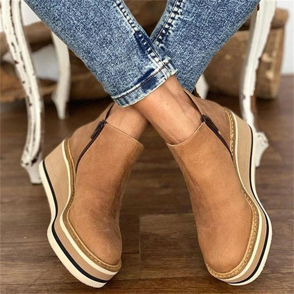 Women’s Elegant Waterproof Boots Stylish Autumn Design 2