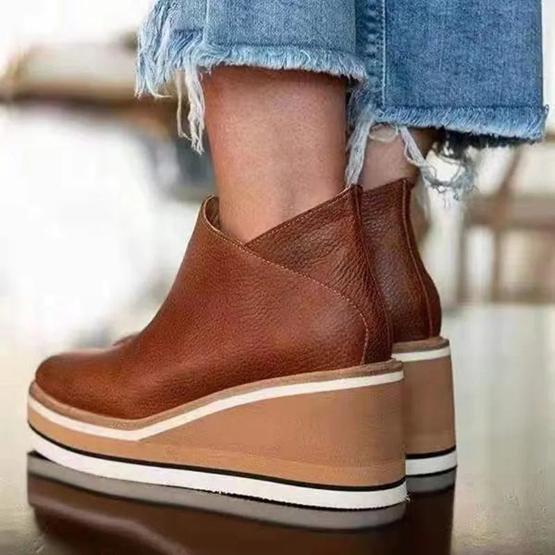 Women’s Elegant Waterproof Boots Stylish Autumn Design 4