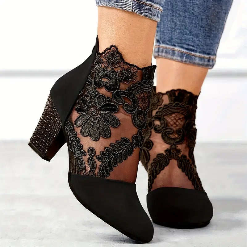 Women’s Elegant White Heels Handmade Floral Design 2