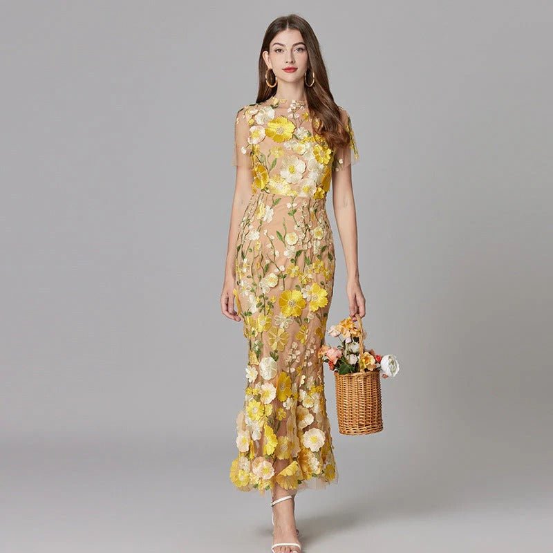 Women’s Floral Applique Maxi Dress Elegant Sleeveless Design 0