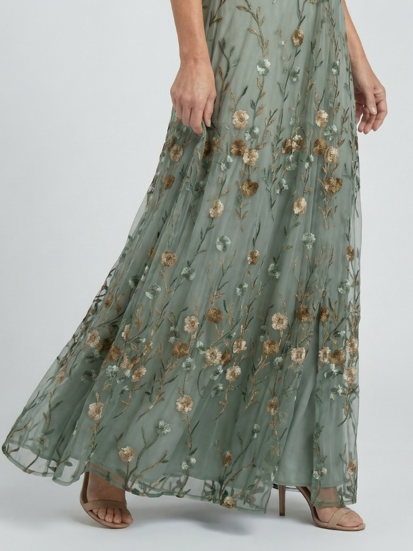Women’s Floral Maxi Dress Lightweight Halter Neck Design 2