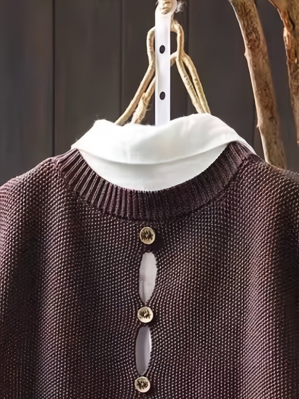 Women’s Lightweight Elegant Cardigan with Button Accents 5