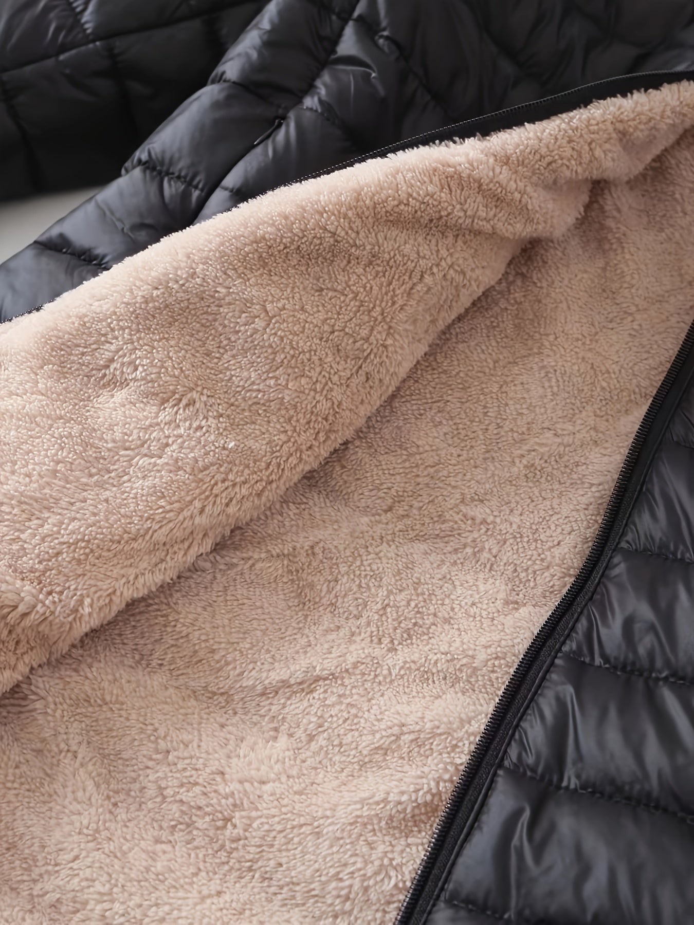 Women’s Long Puffer Coat Elegant Quilted Design for Winter Warmth 4