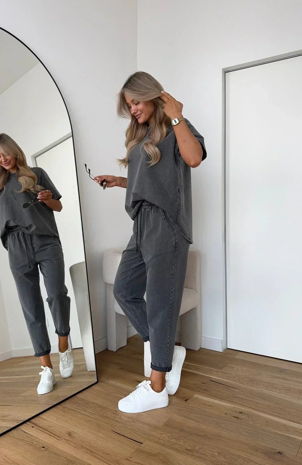 Women’s Oversized Cotton Lounge Set Comfortable Tee and Shorts 1