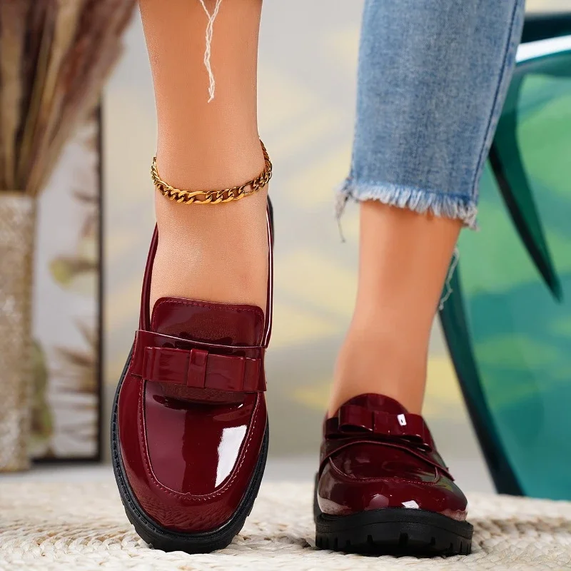 Women’s Platform Loafers Stylish Slip-On Design for Everyday Comfort 1