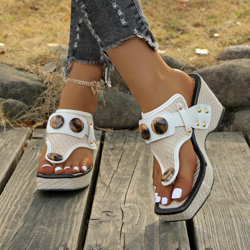 Women’s Platform Sandals Casual Toe-Post Design with Decorative Buttons 0