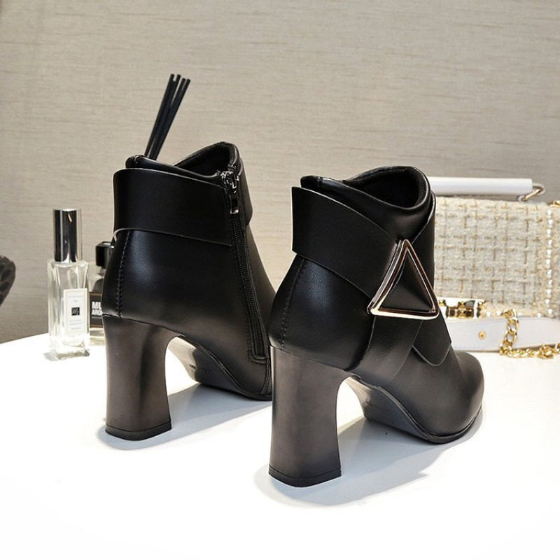 Women’s Pointed-Toe Ankle Boots with Block Heel and Buckle Detail 5