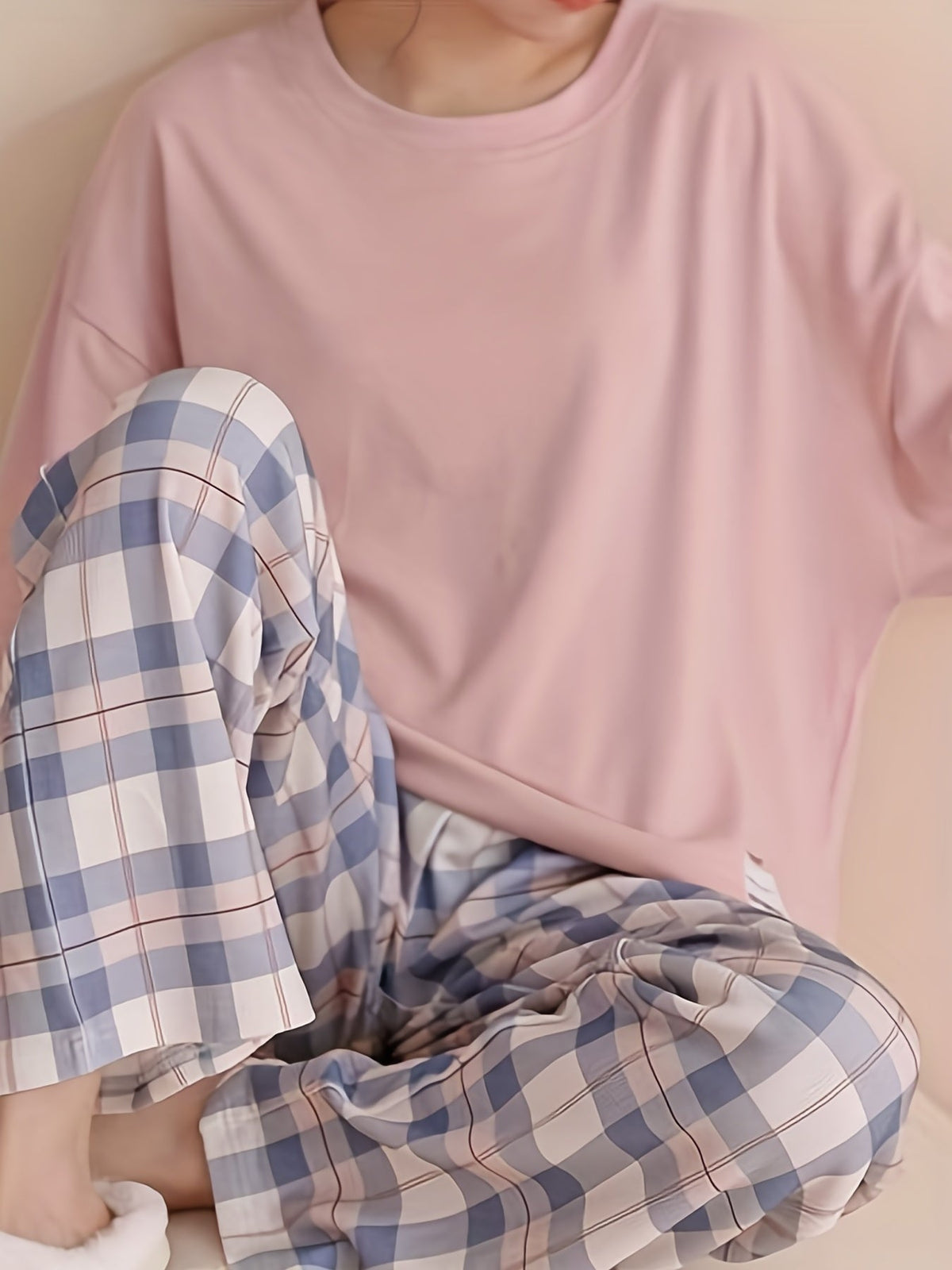 Women’s Relaxed Plaid Lounge Set Soft Long Sleeve Top and Checked Bottoms 5