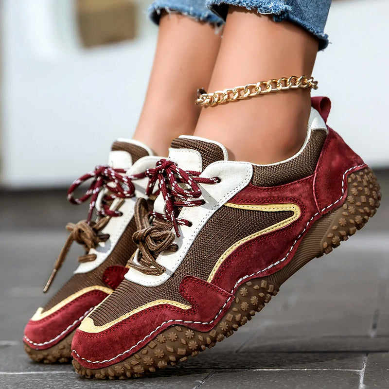 Women’s Retro Leather Sneakers Textured Sole Design 3