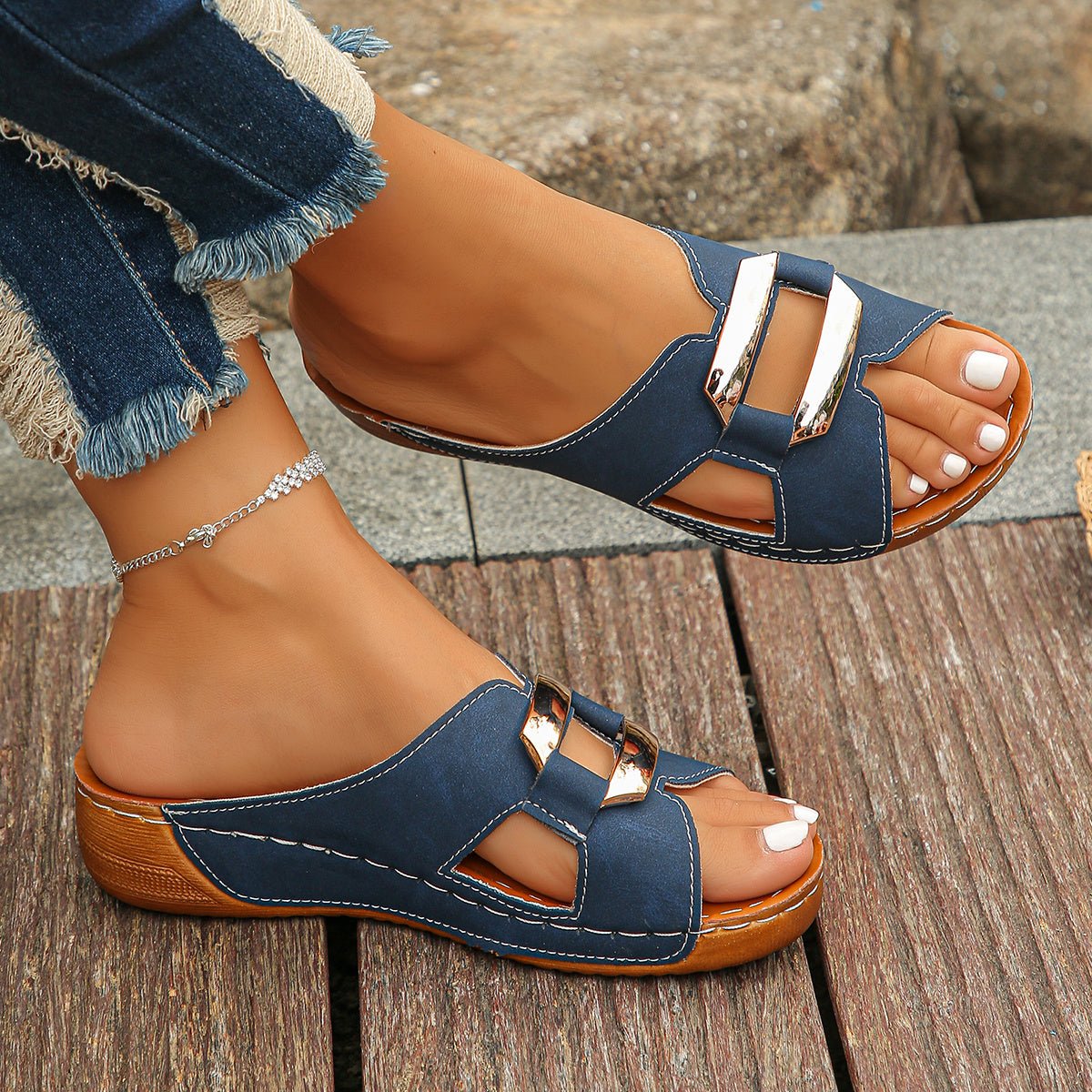 Women’s Slide Sandals Buckle Detail Comfortable Platform Style 6