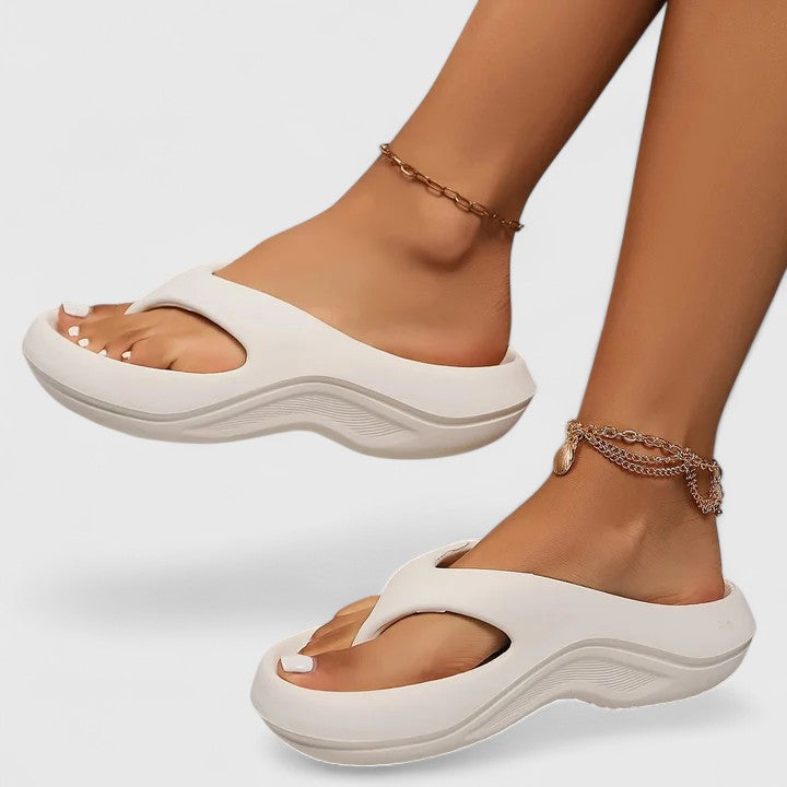 Women’s Slide Sandals Lightweight Comfort and Minimalist Style 3