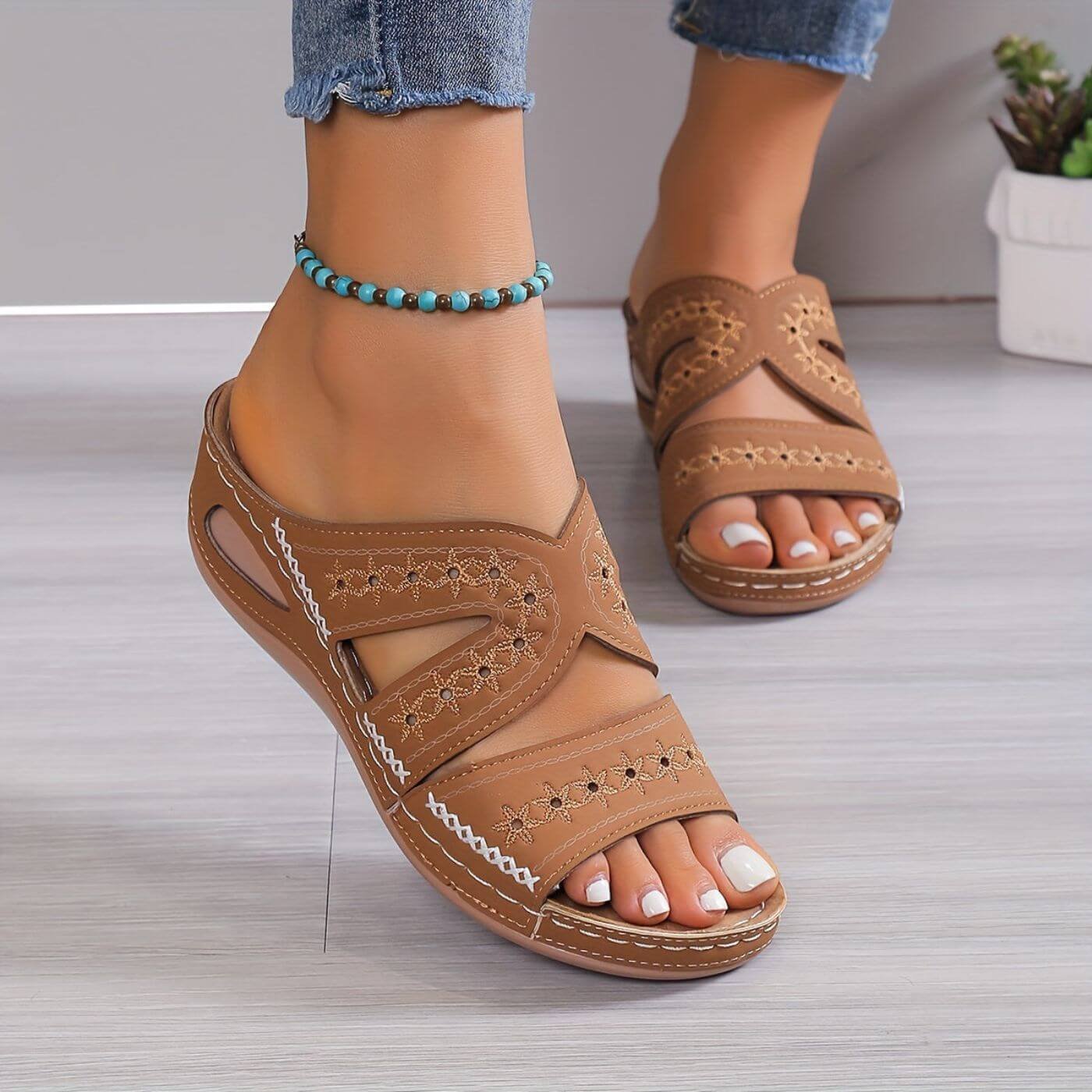 Women’s Slip-Resistant Sandals Gel-Infused Comfort Design 6