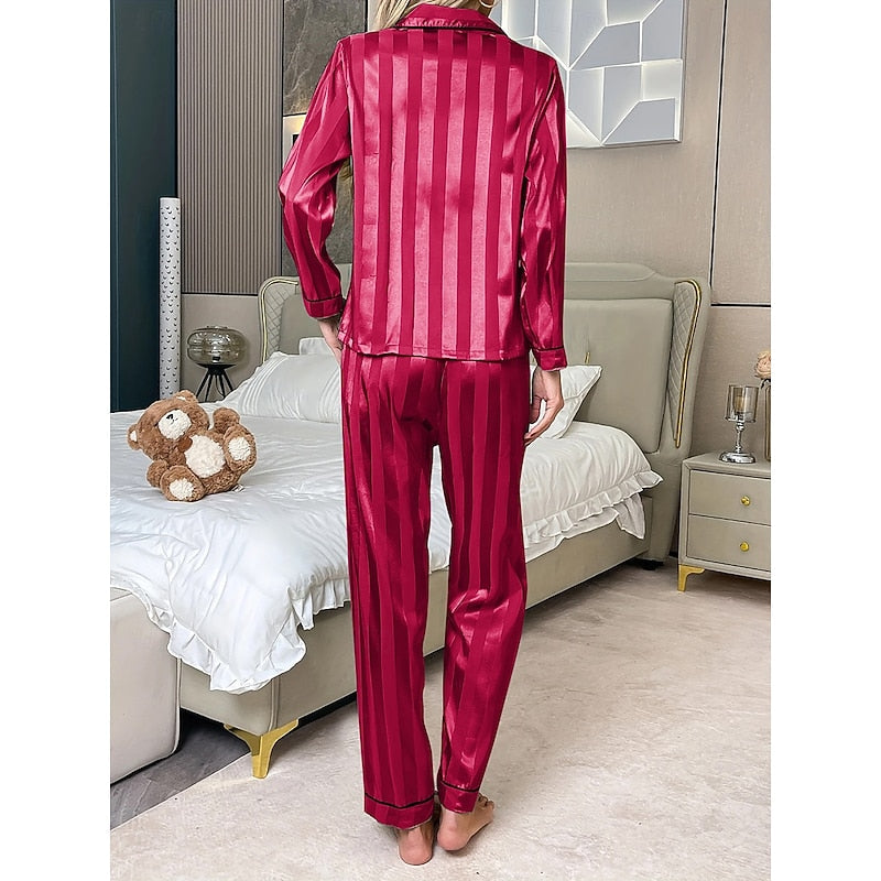 Women’s Two-Piece Long-Sleeve Lounge Set Elegant Comfort 3