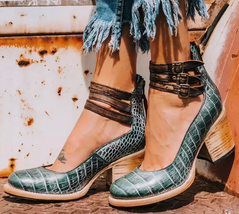 Women’s Vintage Ankle Strap Heels Elegant Block Design 8
