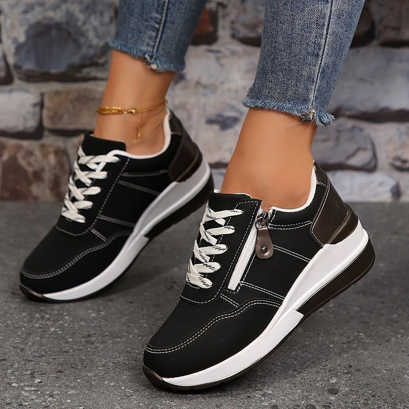 Women’s White Sneakers Comfortable Lace-Up Design for Walking 1